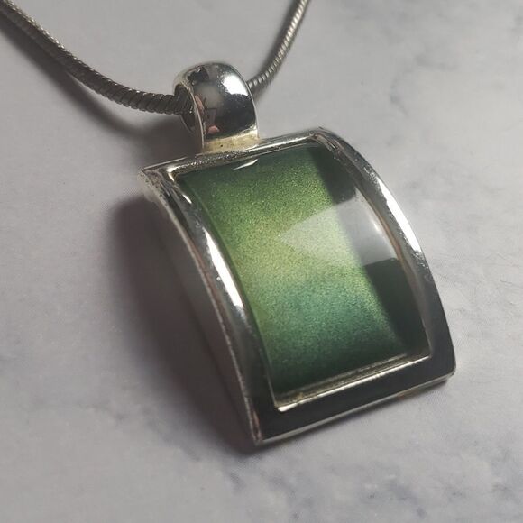 Green Necklace - Picture 1 of 5